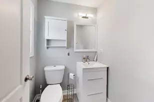 1067 Carpenter Ct, Elk Grove Village, IL 60007 - Photo 19