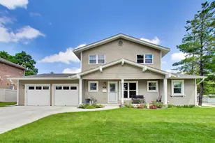 1067 Carpenter Ct, Elk Grove Village, IL 60007 - Photo 1