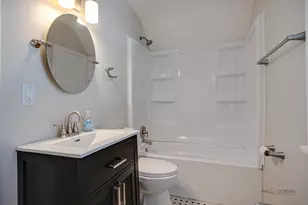 228 S Lincoln Ave, Waukegan, IL 60085 - Photo 17