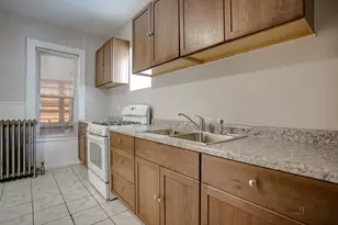 228 S Lincoln Ave, Waukegan, IL 60085 - Photo 7