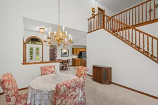 204 Jason Ct, Bloomingdale, IL 60108 - Photo 5