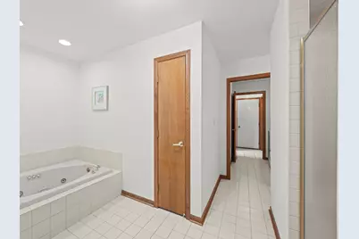 204 Jason Court, Bloomingdale, IL 60108 - Photo 13
