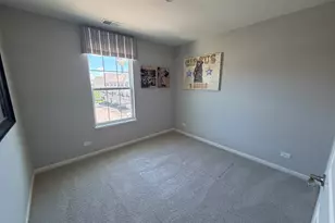 1607 Carlstedt Dr, Batavia, IL 60510 - Photo 9