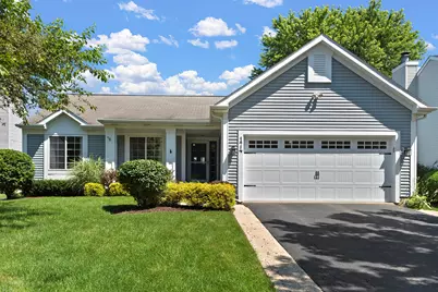 174 Suffolk Lane, Grayslake, IL 60030 - Photo 1