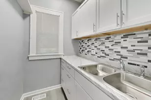 664 Lenox Ave E, Waukegan, IL 60085 - Photo 13