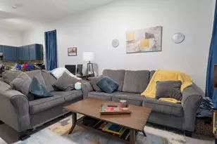 1337 W Huron St, Chicago, IL 60642 - Photo 5