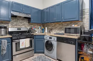 1337 W Huron St, Chicago, IL 60642 - Photo 3