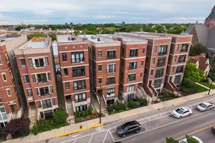 2633 W Belmont Ave, Chicago, IL 60618 - Photo 43