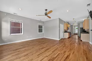 2633 W Belmont Ave, Chicago, IL 60618 - Photo 11
