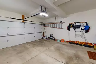 826 Fairmont Ct, Des Plaines, IL 60018 - Photo 27