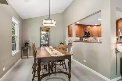 616 Edinburgh Lane #B, Prospect Heights, IL 60070 - Photo 5
