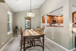 616 Edinburgh Ln, Prospect Heights, IL 60070 - Photo 5