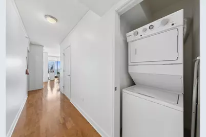 225 N Columbus Street #6009, Chicago, IL 60601 - Photo 7