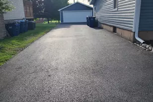 12241 Rexford St, Alsip, IL 60803 - Photo 3