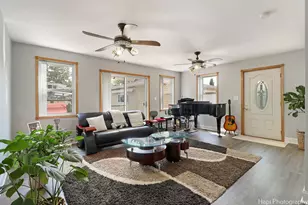 1569 Sherman Pl, Des Plaines, IL 60016 - Photo 33