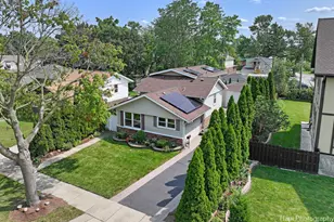 1569 Sherman Pl, Des Plaines, IL 60016 - Photo 3