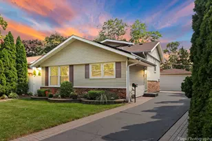 1569 Sherman Pl, Des Plaines, IL 60016 - Photo 1