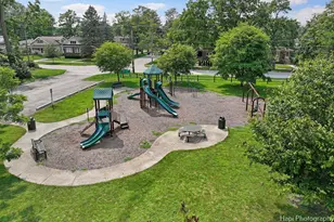 1569 Sherman Pl, Des Plaines, IL 60016 - Photo 5