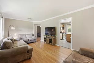 4605 Ashley Dr, McHenry, IL 60050 - Photo 5