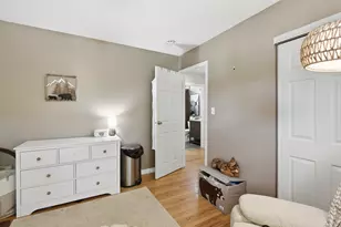 4605 Ashley Dr, McHenry, IL 60050 - Photo 15