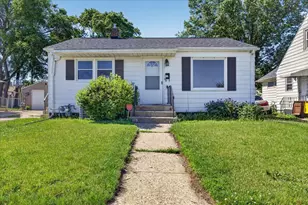 2724 Lawndale Ave, Rockford, IL 61101 - Photo 1