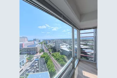 1720 Maple Avenue #2170, Evanston, IL 60201 - Photo 17