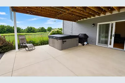 9807 Northridge Circle, Clifton, IL 61727 - Photo 29
