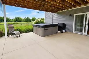 9807 Northridge Cir, Clifton, IL 61727 - Photo 29