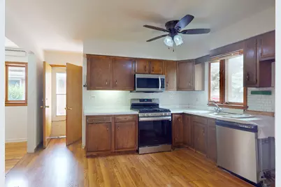 5539 Theobald Road, Morton Grove, IL 60053 - Photo 13
