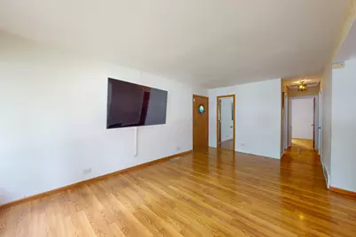 5539 Theobald Road, Morton Grove, IL 60053 - Photo 5