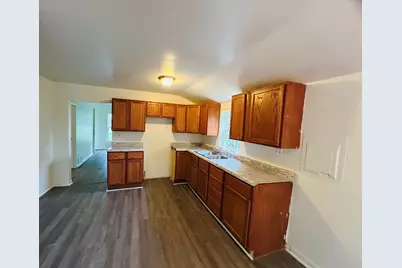 6415 N Shore Avenue, Spring Grove, IL 60081 - Photo 11