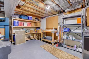 330 Elmwood Ln, Bloomingdale, IL 60108 - Photo 17