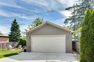 1721 S Cumberland Ave, Park Ridge, IL 60068 - Photo 31