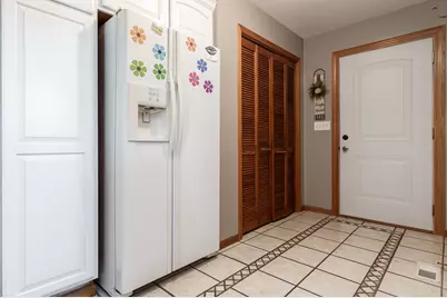 7887 Canterbury Ridge, South Beloit, IL 61080 - Photo 19