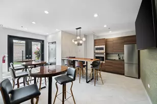 8 W Monroe St, Chicago, IL 60603 - Photo 19