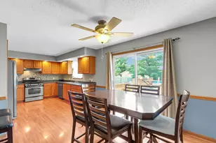 3205 Timberline Dr, Champaign, IL 61822 - Photo 9