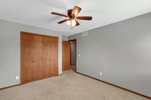 3205 Timberline Dr, Champaign, IL 61822 - Photo 29