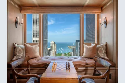 800 N Michigan Avenue #3501, Chicago, IL 60611 - Photo 9