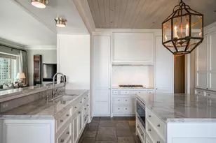 800 N Michigan Ave, Chicago, IL 60611 - Photo 23
