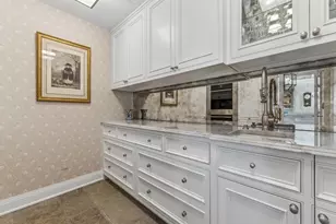 800 N Michigan Ave, Chicago, IL 60611 - Photo 21