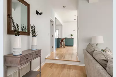 [Address not provided], Oak Park, IL 60302 - Photo 11