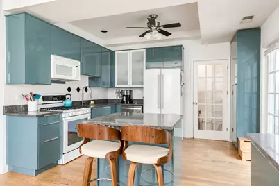 [Address not provided], Oak Park, IL 60302 - Photo 3