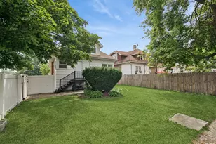 2100 S 10th Ave, Maywood, IL 60153 - Photo 21