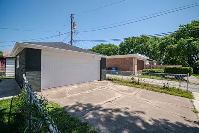 55 W 77th Place, Chicago, IL 60620 - Photo 3