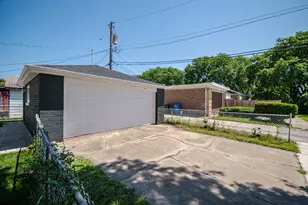 55 W 77th Pl, Chicago, IL 60620 - Photo 3