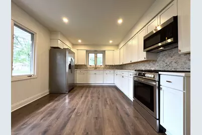 17835 Ridgewood Avenue, Lansing, IL 60438 - Photo 7