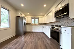 17835 Ridgewood Ave, Lansing, IL 60438 - Photo 7