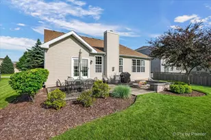 2911 Grande Trail, Yorkville, IL 60560 - Photo 37