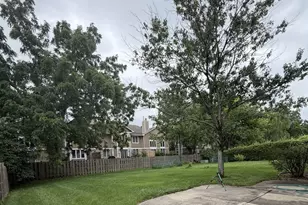31 Buckingham Ln, Buffalo Grove, IL 60089 - Photo 19
