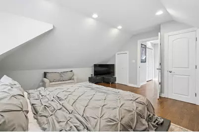 5305 W Addison Street, Chicago, IL 60641 - Photo 15
